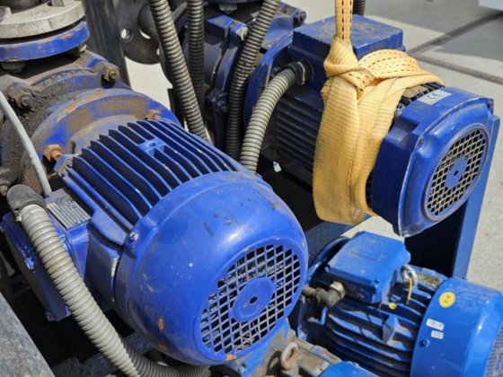 液体受信機水タンク