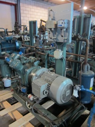 ビッツァー 4T.2