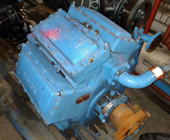 约克 / 弗里克 8XCA