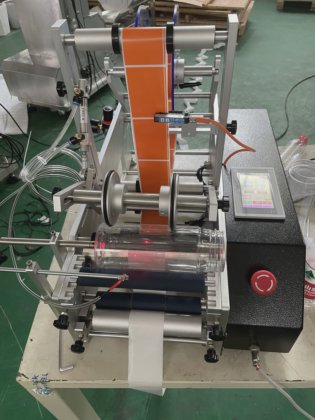 半自动台式塑料玻璃指甲油玻璃圆瓶手动贴标机，用于小瓶贴标机