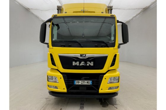 2020-man-tgs-18-320-in-belgium