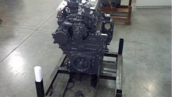 KUBOTA M105 Rebuilt Kubota Engine