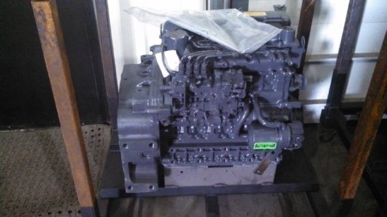 KUBOTA M6040 NARROW REBUILT KUBOTA