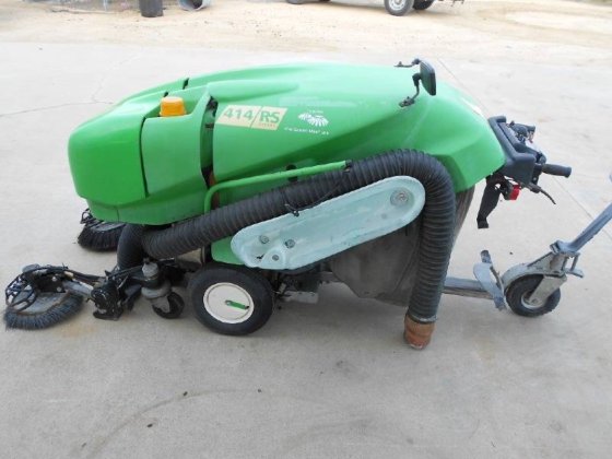 TENNANT Green machine 414RS Street