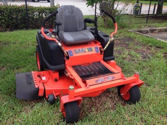 2012 BAD BOY CZT50 Mower