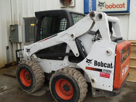 2011 Bobcat S650 Skid steers