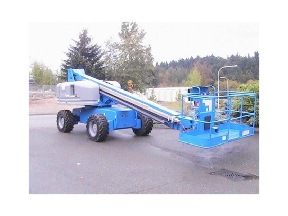 2002 GENIE S-60 Manlift in