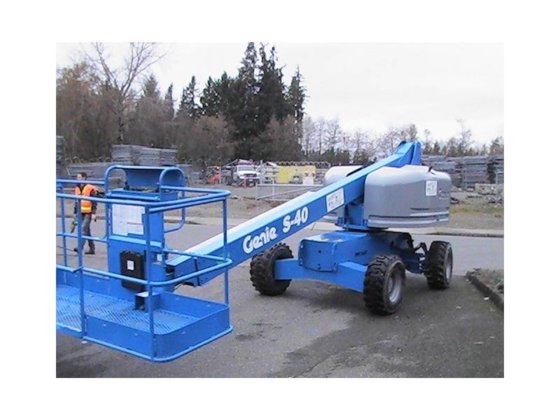 2007 GENIE S-40 Booms in