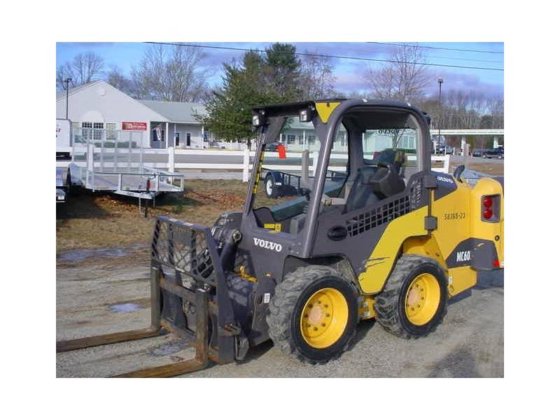 2013 VOLVO MC60c Skid steers