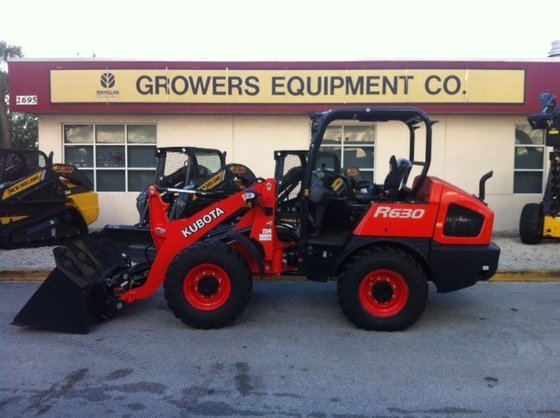 2015 KUBOTA R630 Compact articulated