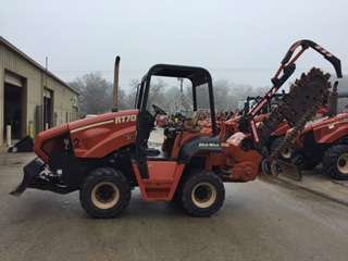 2001 Ditch Witch RT70 Trenchers