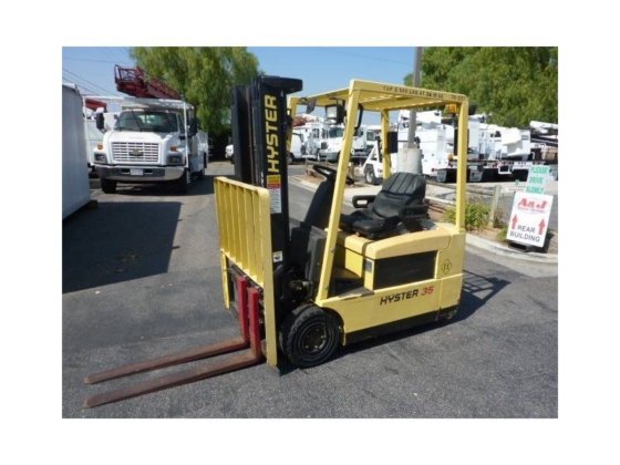 2003 HYSTER J35XMT2 Forklifts in