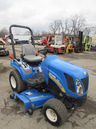 2009 NEW HOLLAND 1025 BOOMER