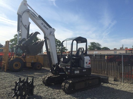 BOBCAT E45 Excavators in Bakersfield,