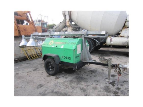 2008 TEREX Light Tower Lighting