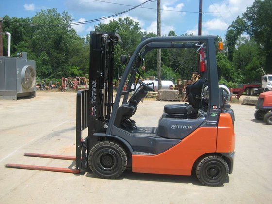 2015 Toyota 8FGU15 Forklifts in