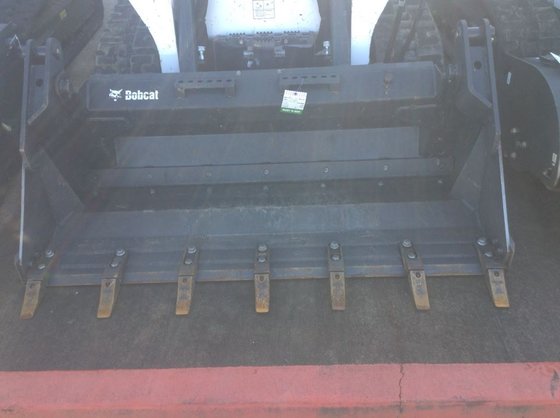 2016 Bobcat 68 in. Combination