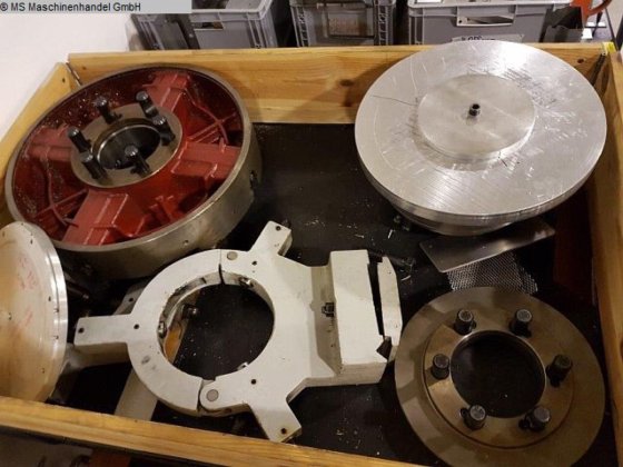 2000 EMCO E 300-2000