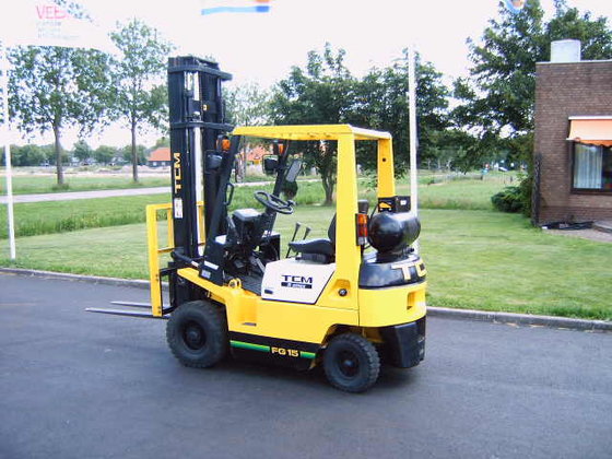 1992 TCM FG15 N17 schakelbak
