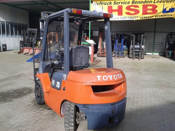 Toyota 02 - 7 FDF