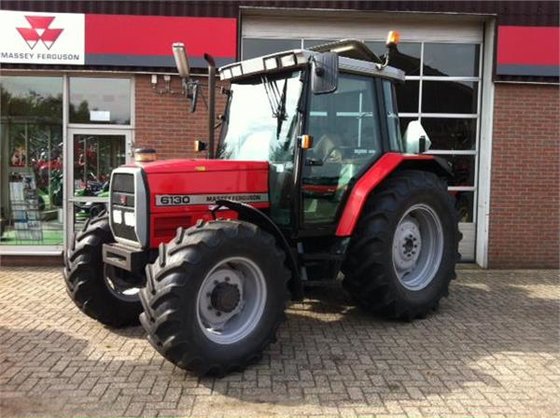 1995 Massey-Ferguson 6130-4WD in Hummelo,