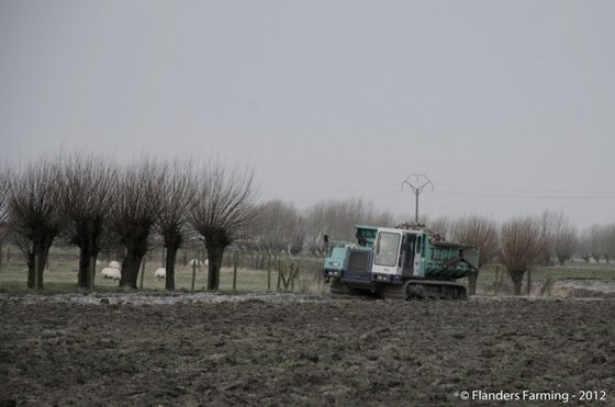 2010 IHI IC100 in Zedelgem,