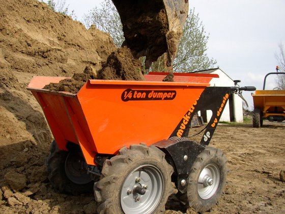 Muck-Truck motorkruiwagen 4x4 in Stellendam,