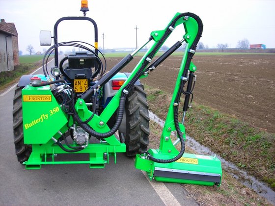 FRONTONI BUTTERFLY 350 in Baileux,