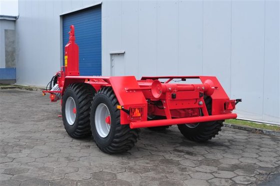 agrostunter haakarm carrier in Dussen,