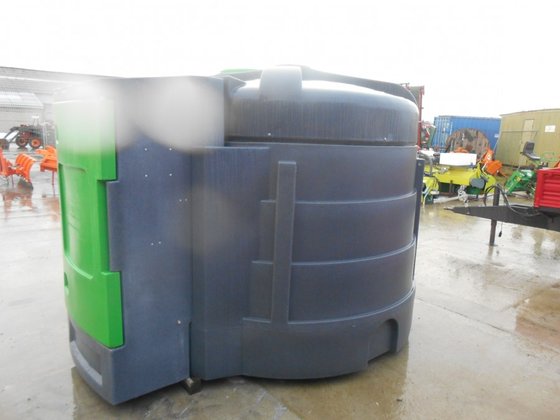 FORTIS 3000 Liters in Baileux,