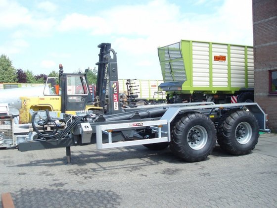 TopliftStaja TS1849 in Bruntinge, Netherlands