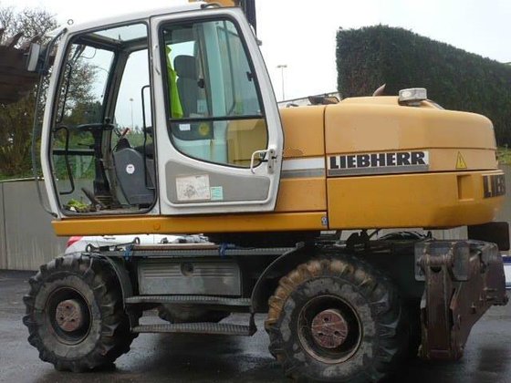 2006 Liebherr A 316 in