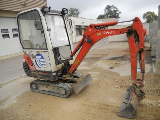 2004 Kubota KX41-3S in Saint-Pryvé-Saint-Mesmin,