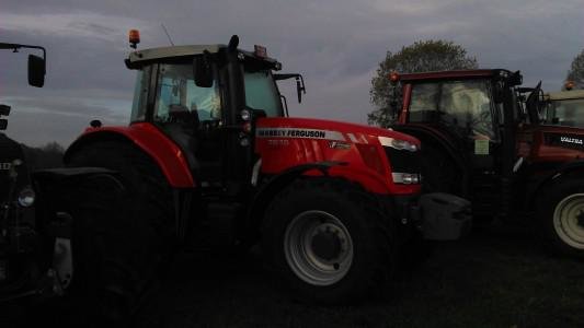 2013 Massey-Ferguson 7615 in Libramont-Chevigny,
