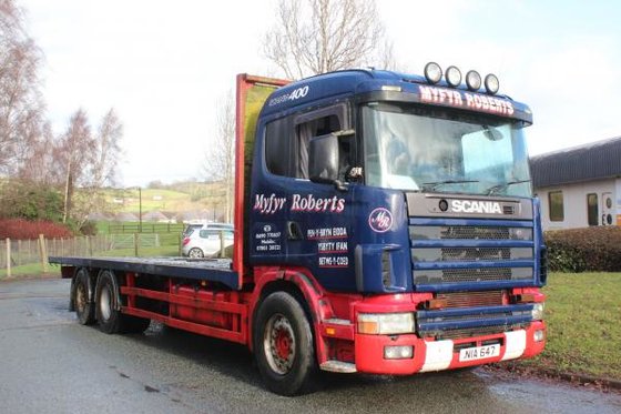 2001 Scania 124 360 in
