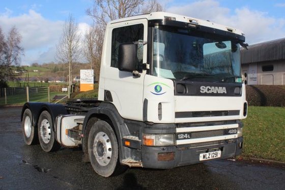 2000 Scania 124 420 in
