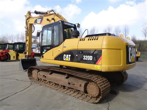 2007 2007 CAT 320DL in