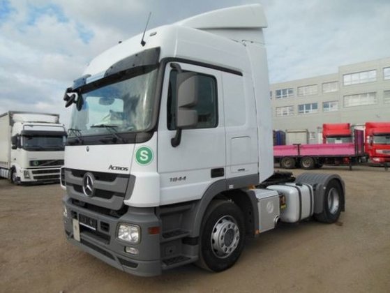 2010 Mercedes-Benz Actros 1844 in