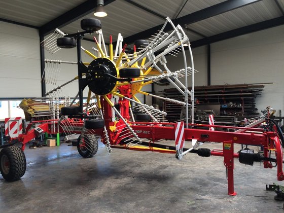 2014 Pottinger TOP 762C in
