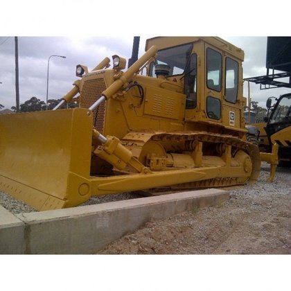 Caterpillar D6D in Queenstown, South