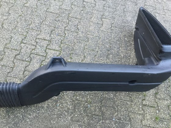 DAF Inlaadpijp in Veenendaal, Netherlands