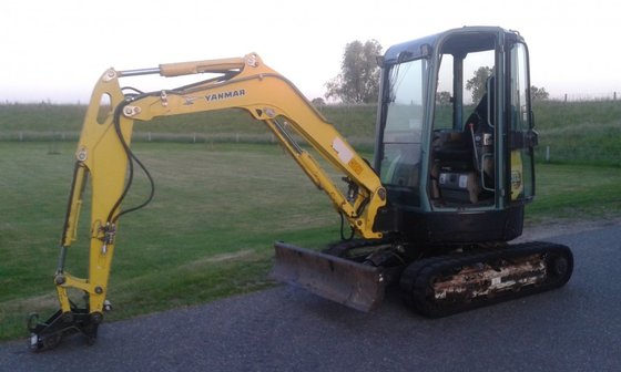 2011 Yanmar Vio 35-3 in