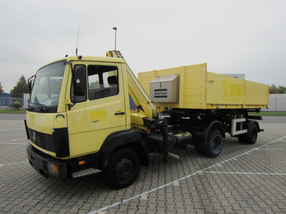 1993 Mercedes-Benz 817 trekker in