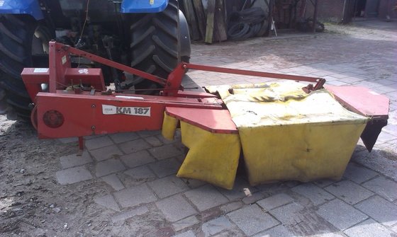Kantenmaaimachine Fella KM187 in Oene,