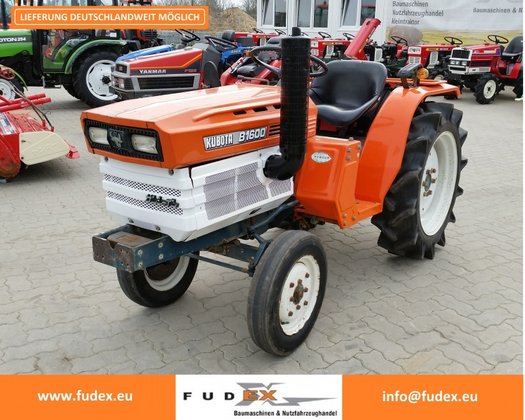 Kubota B1600 mini tractor iseki