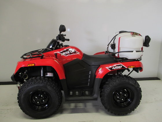 Arctic Cat 450 in IJsselmuiden,