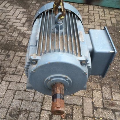 electromotor AEG in Zevenbergschen Hoek,