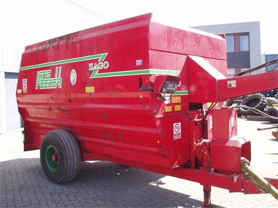 Zago voermengwagen King Feeder 2