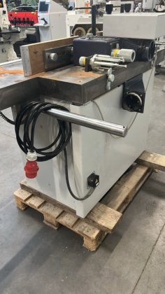 Freesmachine, Robland - T120L