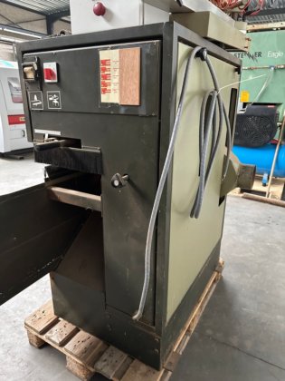 Profileermachine, Vertongen - L01